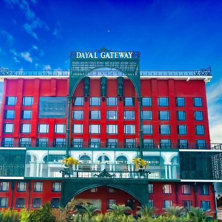 Hotel Dayal Gateway Lakhnaú Exteriér fotografie